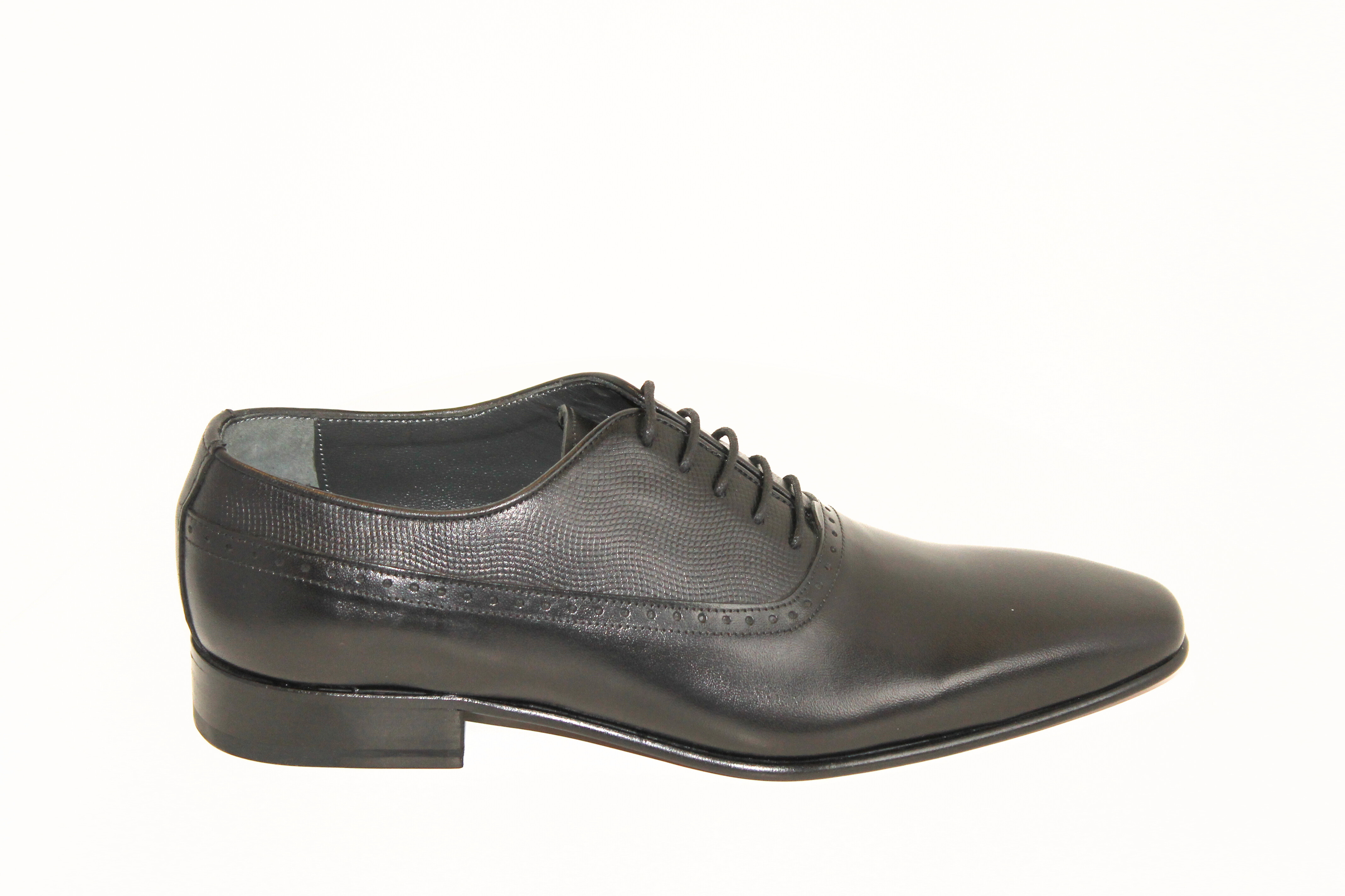 8240-513 - Mirage Men's Dress Black Lace Shoe Textured Leather