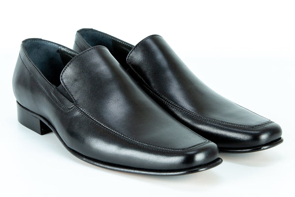 8663 - Mirage Men's Dress Black Slip-On Shoe Apron Toe Thin Leather Sole