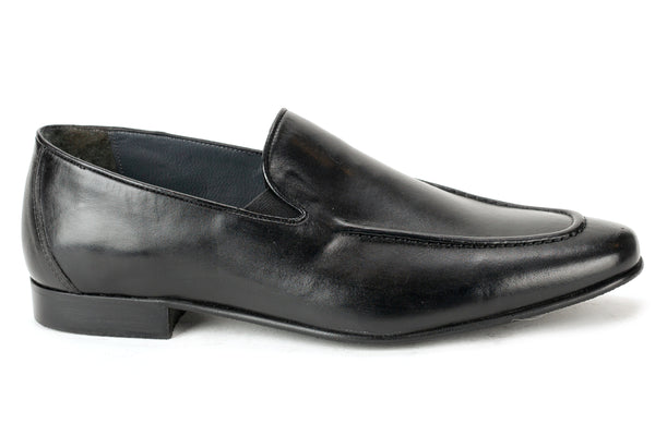 8242-R - Junior Boy's Dress Black Leather Slip On Shoe Apron Toe Thin Junior Rubber Sole