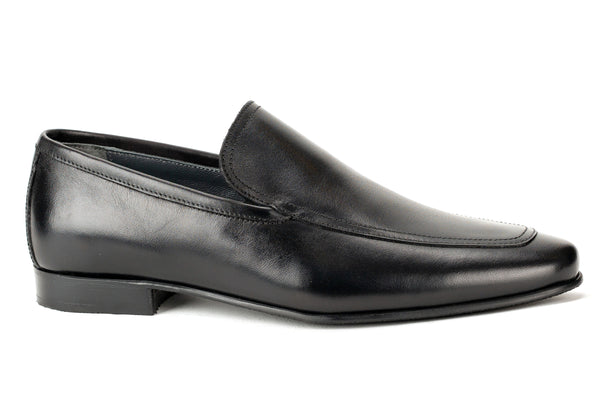 8280 - Junior Boy's Dress Black Leather Slip On Shoe Apron Toe Apron Toe Thin Junior Rubber Sole